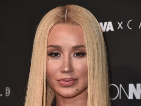 iggy azelea leaks|Iggy Azalea leaks her Instagram DMs, revealing cash offers for ...